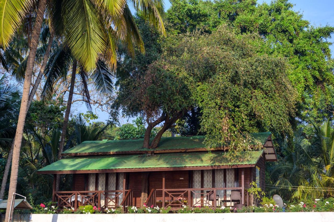 Saffronstays Little Paradise, Murud Bagian luar foto