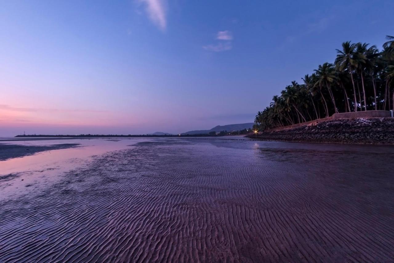 Saffronstays Little Paradise, Murud Bagian luar foto